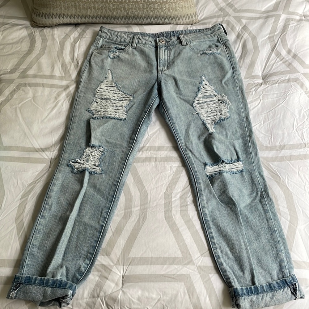 DL1961 Distressed Ankle/Cropped Jeans